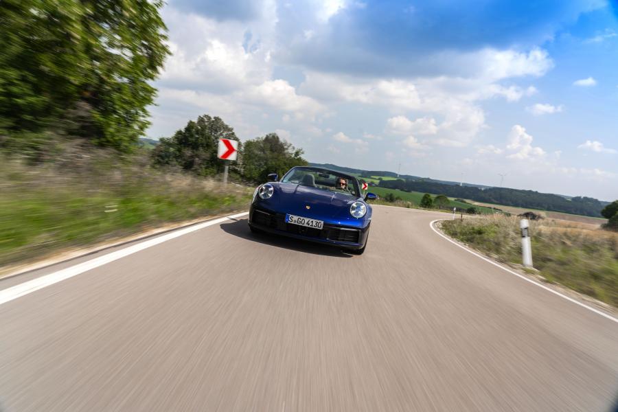  Porsche 911 Carrera Cabriolet (992) 2019 года  (WW) (фото 49 из 62)
